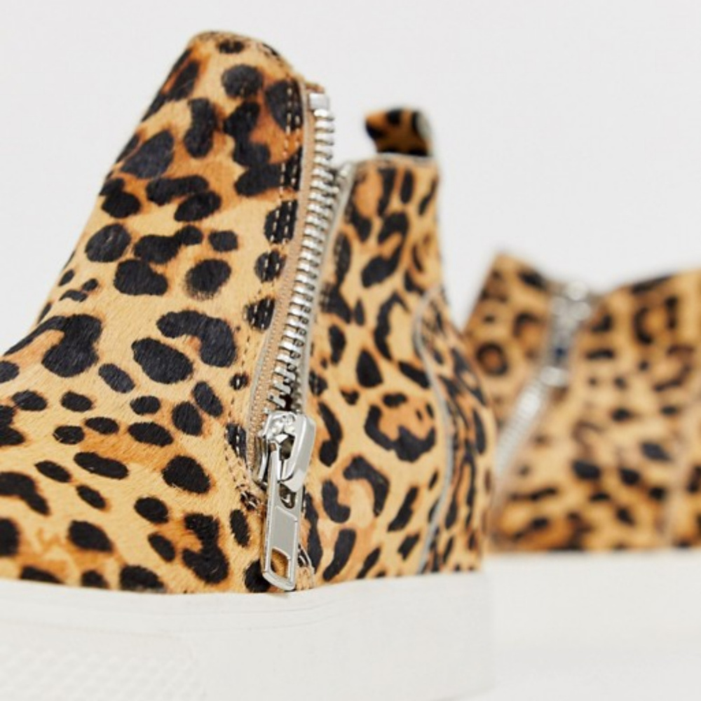 STEVE MADDEN Leopard Printed Hi Tops - Picture 5 of 5